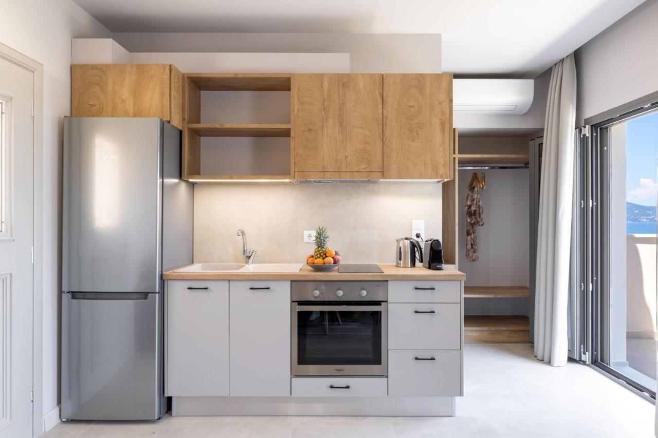 Onore Luxury Suites Kato Korakiana Luaran gambar