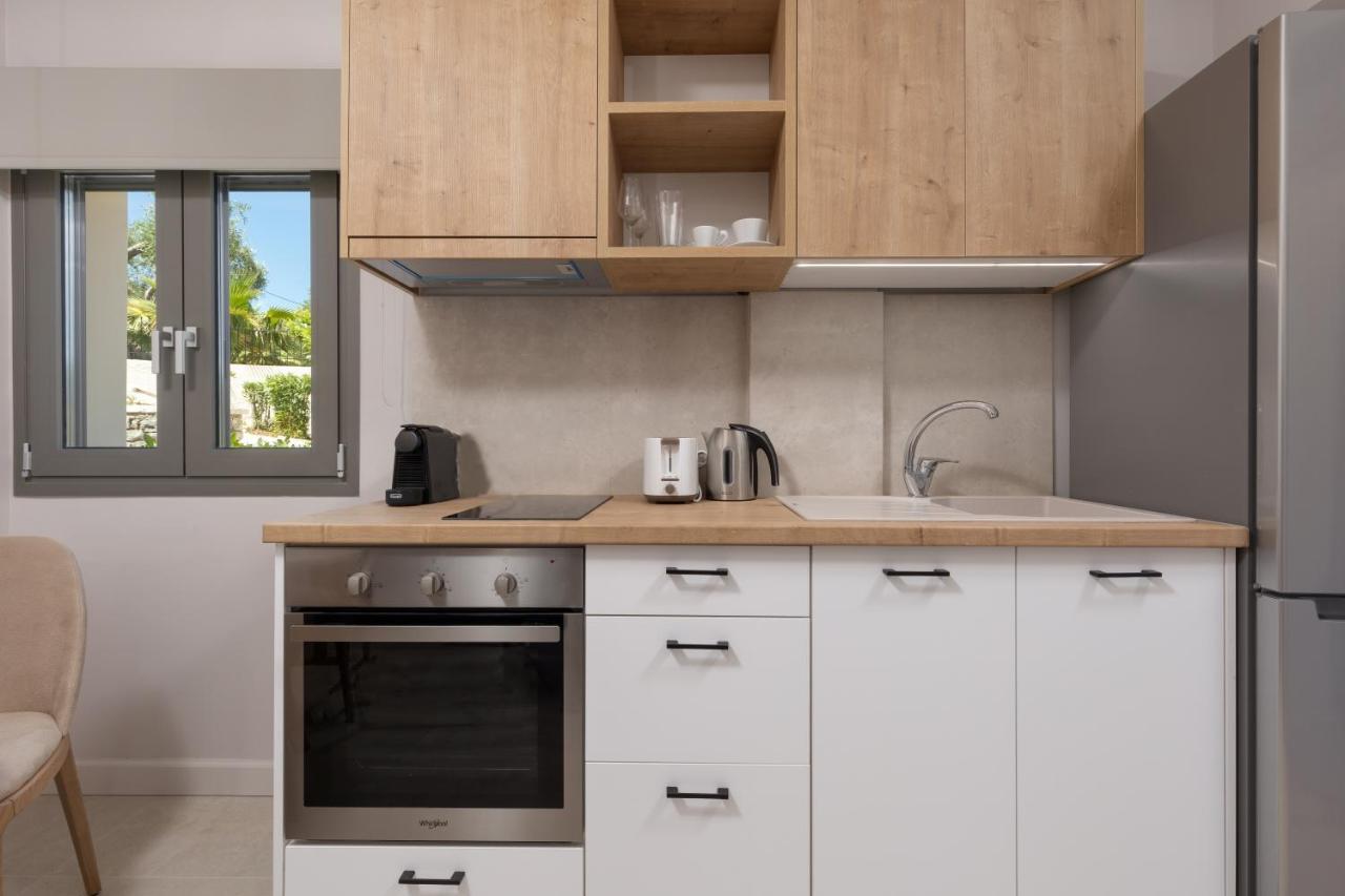 Onore Luxury Suites Kato Korakiana Luaran gambar