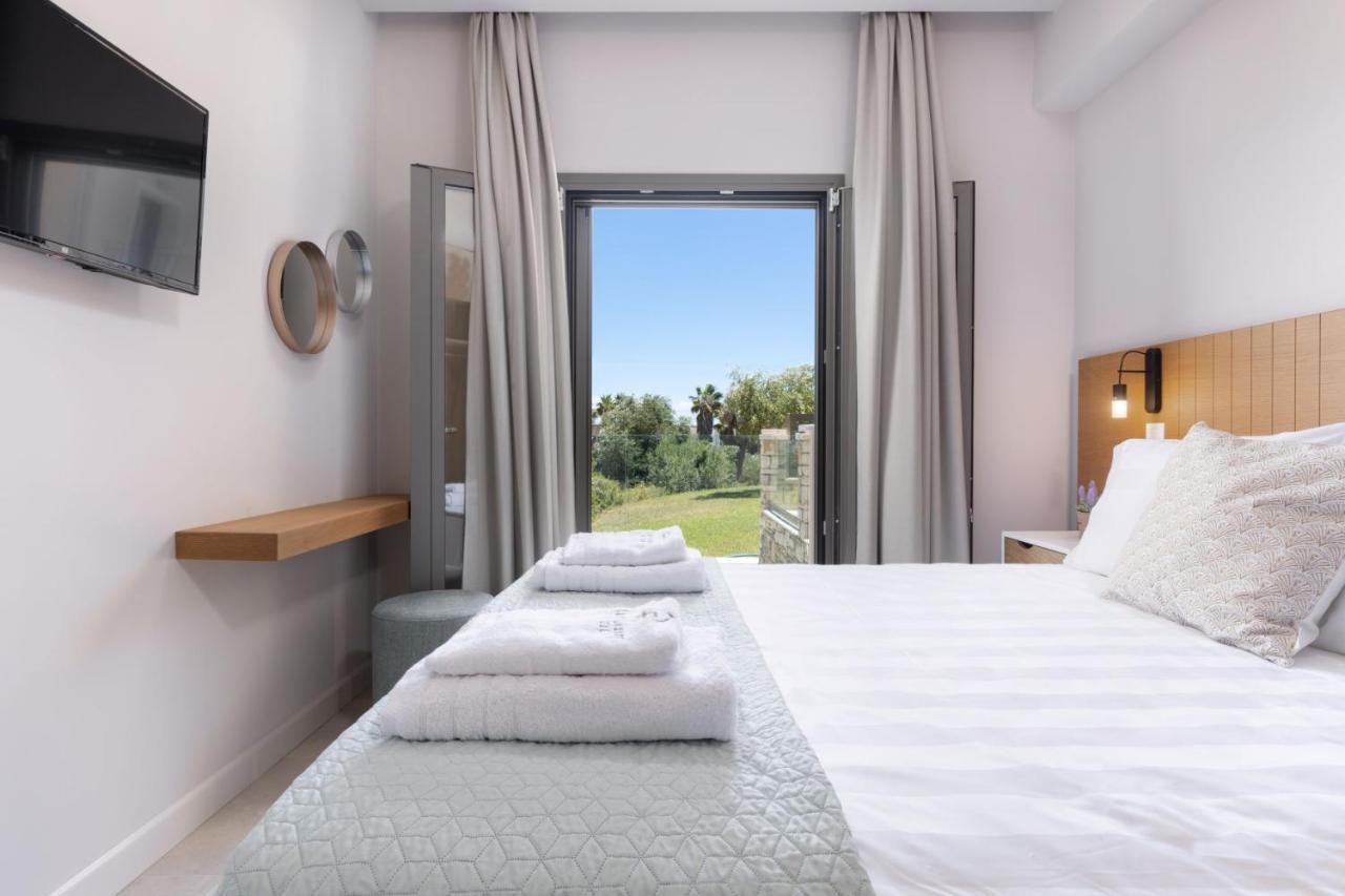 Onore Luxury Suites Kato Korakiana Luaran gambar